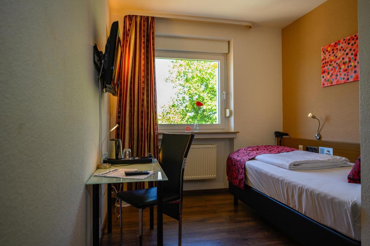 Otto'S Parkhotel سارلويس المظهر الخارجي الصورة